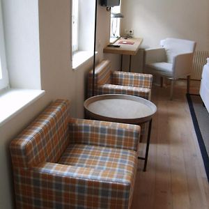 Standard Zimmer mit zwei Einzelbetten